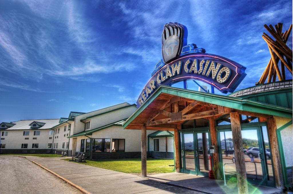 Bear Claw Casino & Hotel Kenosee Park Bagian luar foto